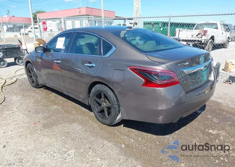 2015 Nissan Altima 2.5 S из США, поврежденный, VIN 1N4AL3AP2FN384020